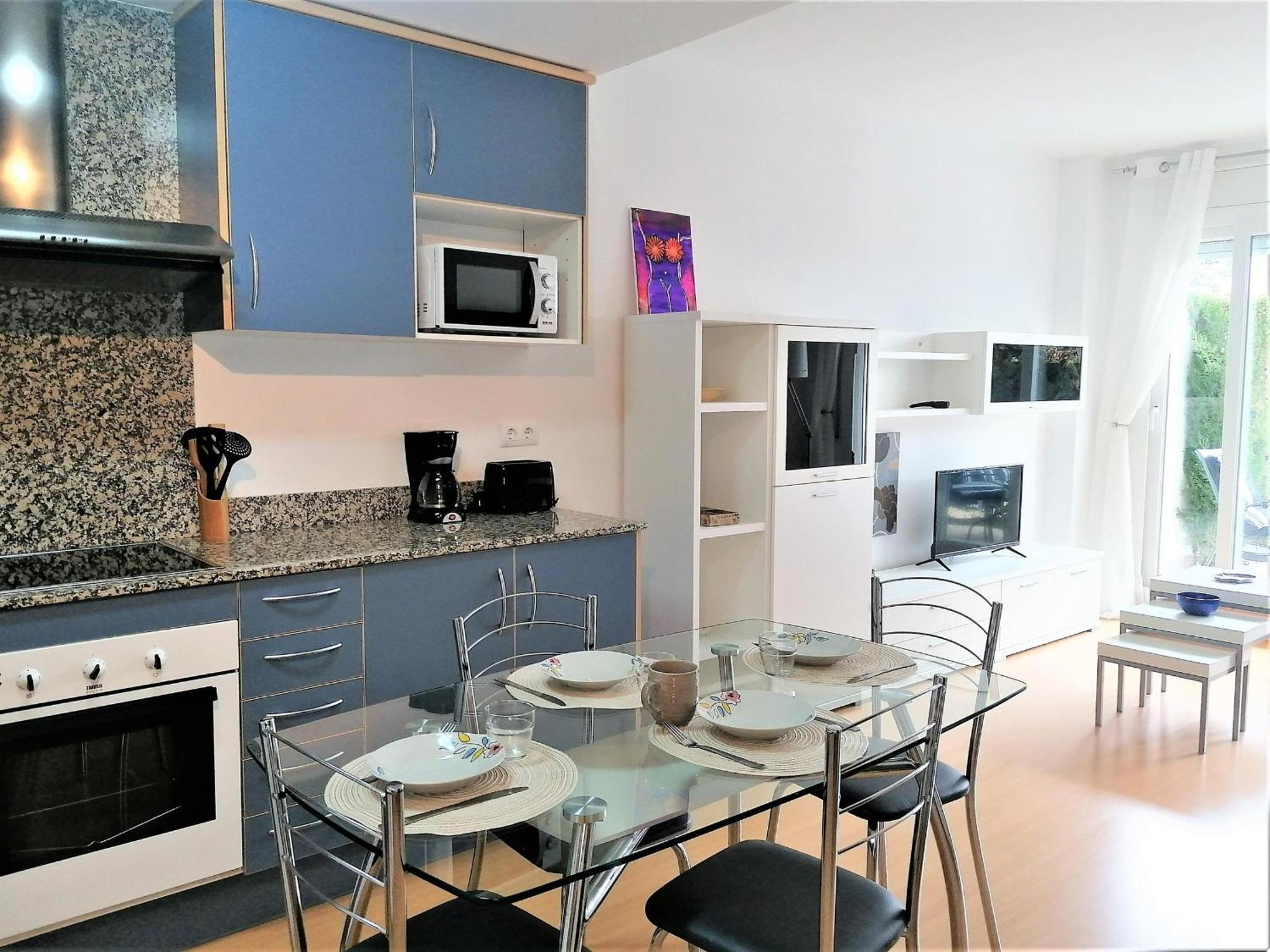 Espacioso En Zona Tranquila Con Piscina Salada Abierta Todo El Ano Y Wifi Gratuito - Es-258-107 Roses